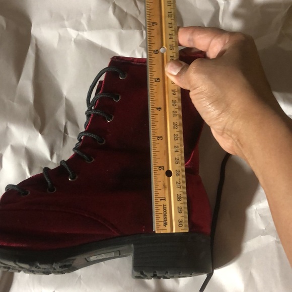 Burgundy velvet shoes -6/7 - Picture 3 of 11